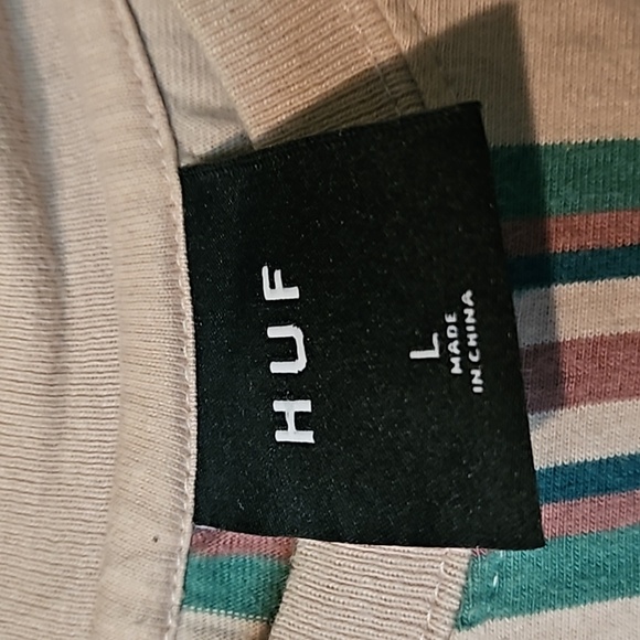 HUF Worldwide large crop shirt - Picture 3 of 3